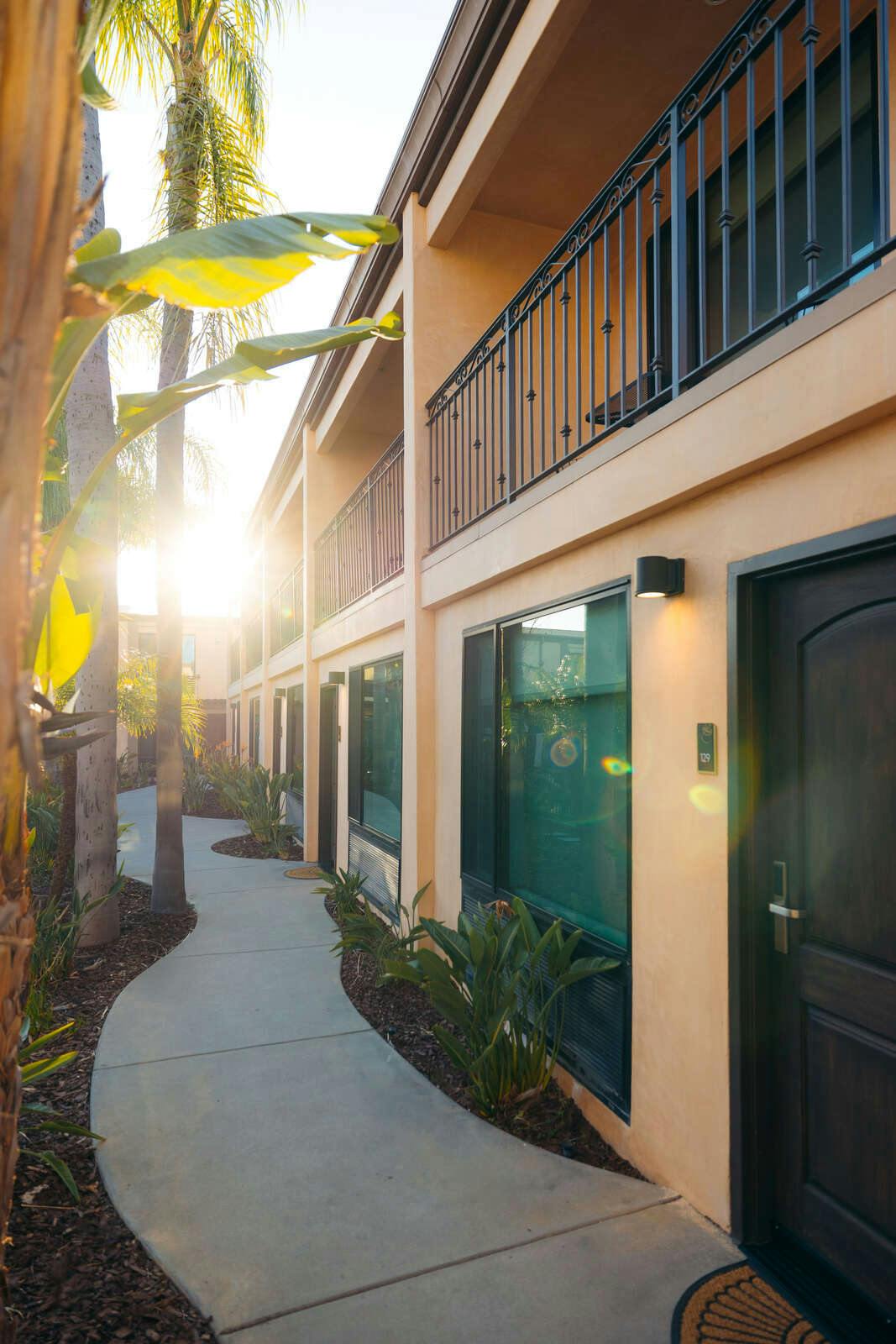 Hotel The Cove Hotel, Long Beach photo 3