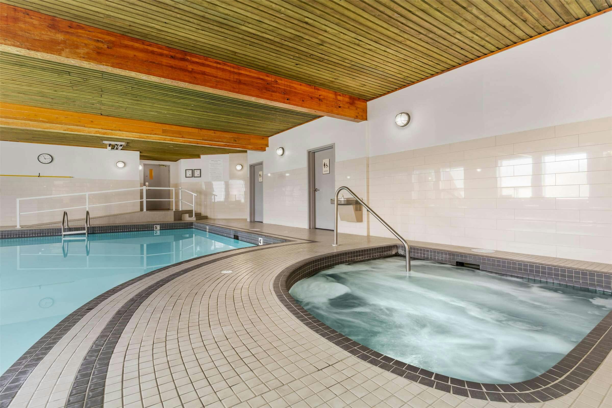 Hotel Best Western Plus Country Meadows Inn photo 2