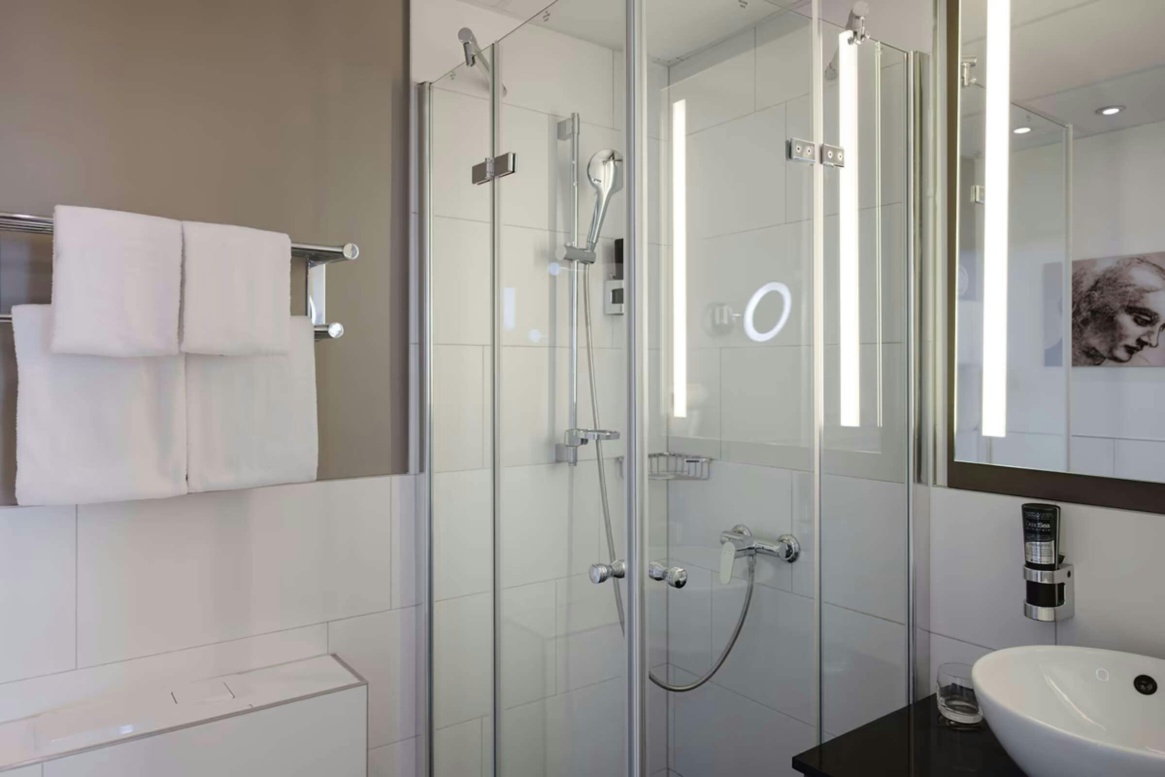 Hotel Leonardo Hotel Heidelberg City Center photo 5