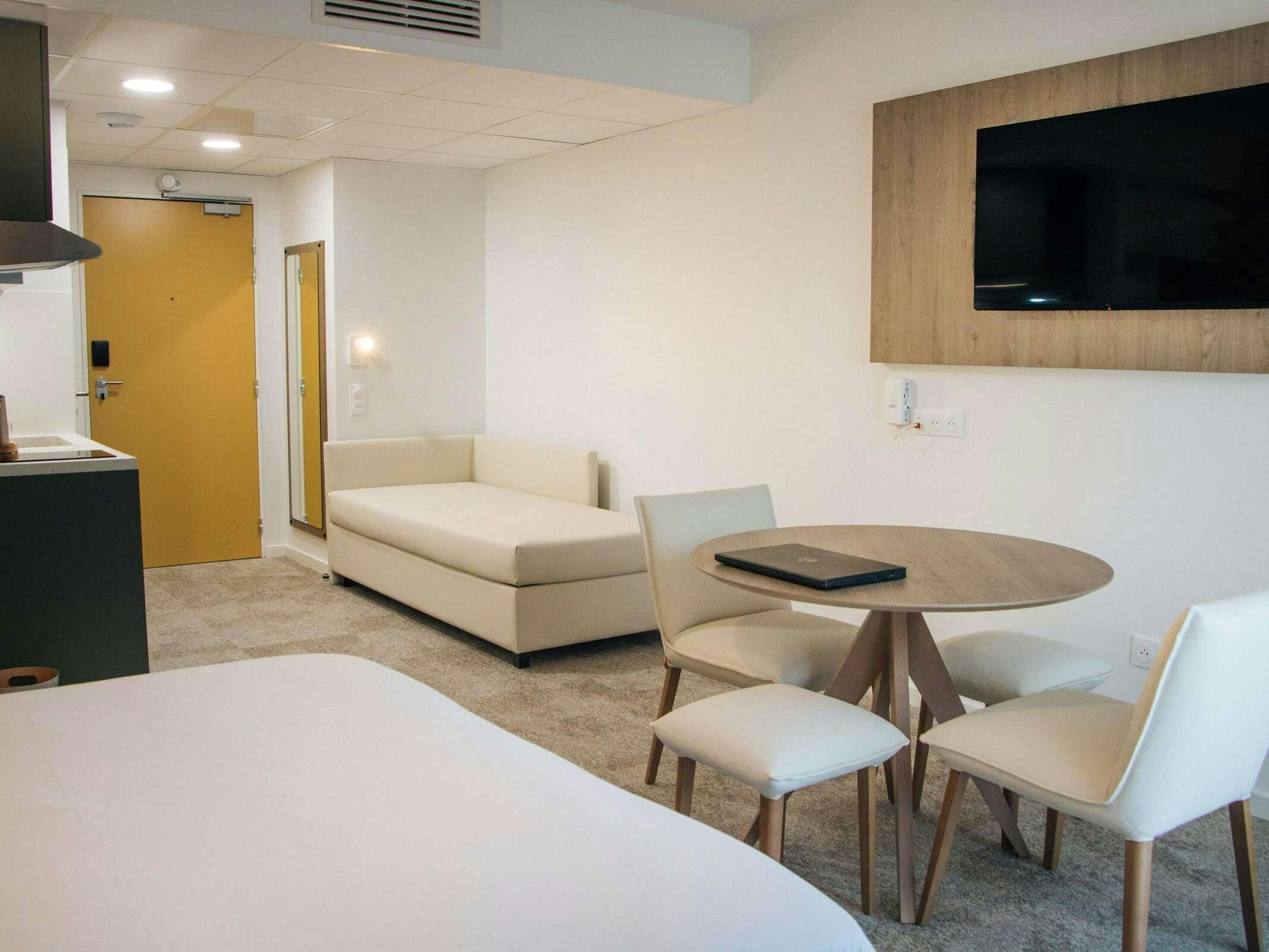 Hotel Adagio Access Bordeaux Sud Pessac photo 4