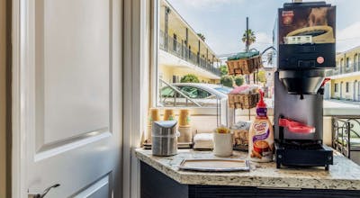 Inn at 50 Long Beach Convention Center