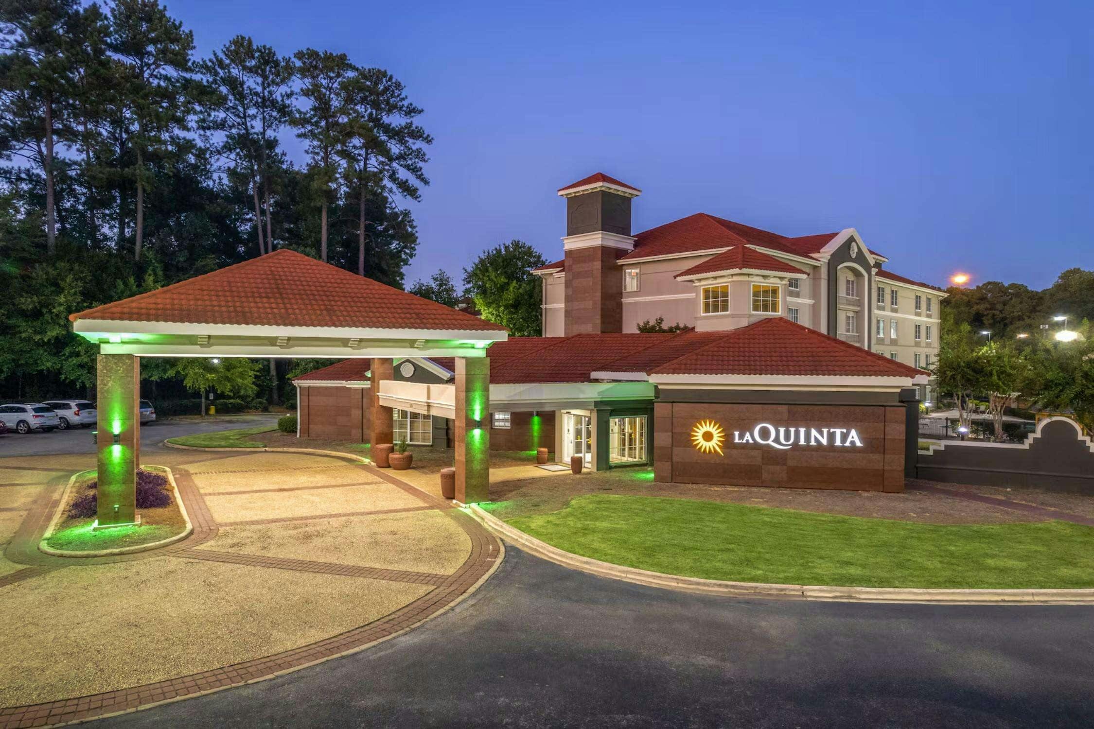 La Quinta Inn & Suites by Wyndham Birmingham Hoover
