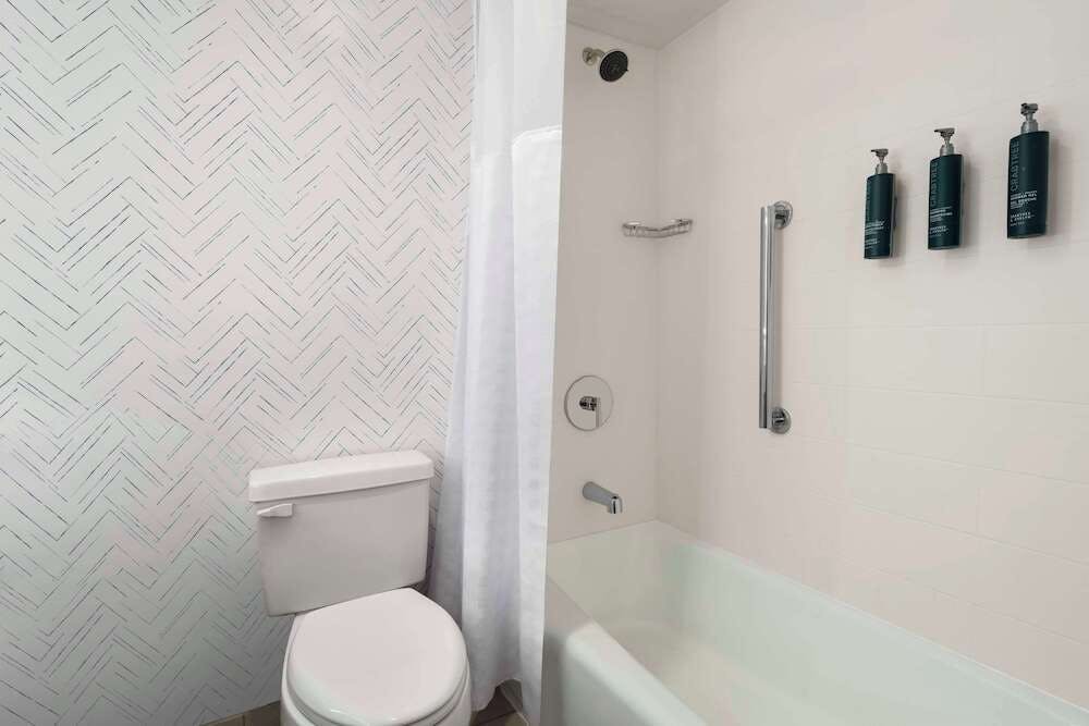 Hotel DoubleTree by Hilton Hartford Downtown photo 4