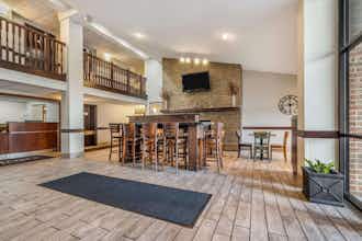 Hotel Baymont IS Bloomington MSP AP photo 4
