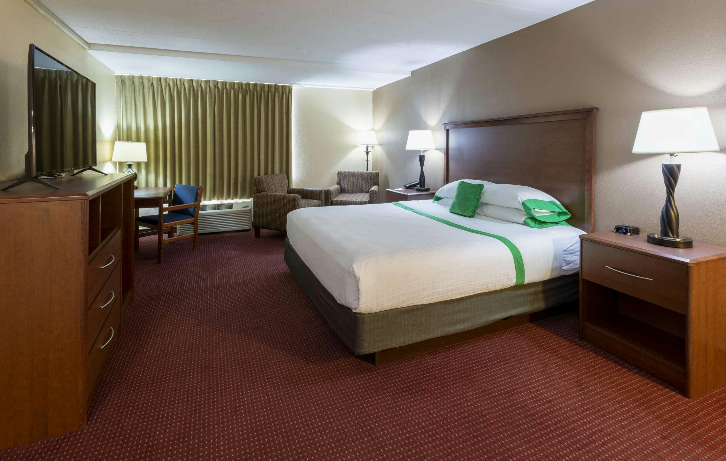 Hotel Med City Inn & Suites photo 2