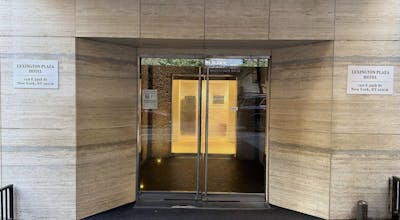 Lexington Plaza Hotel