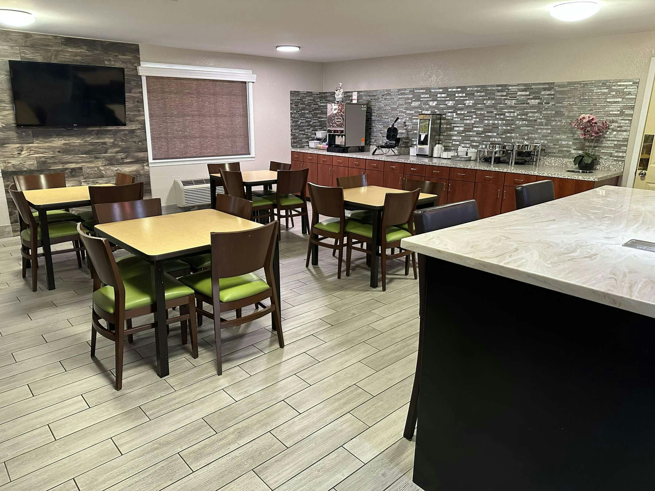 Hotel Red Roof Inn & Suites Marysville photo 3