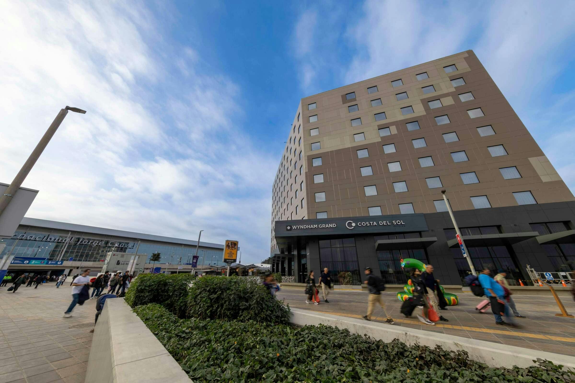 Hotel Wyndham Grand Lima Airport photo 1