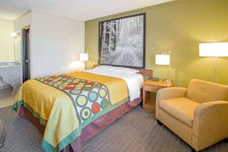 Hotel Super 8 Windsor Madison photo 2
