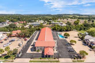 Hotel Super 8 Fredericksburg photo 2