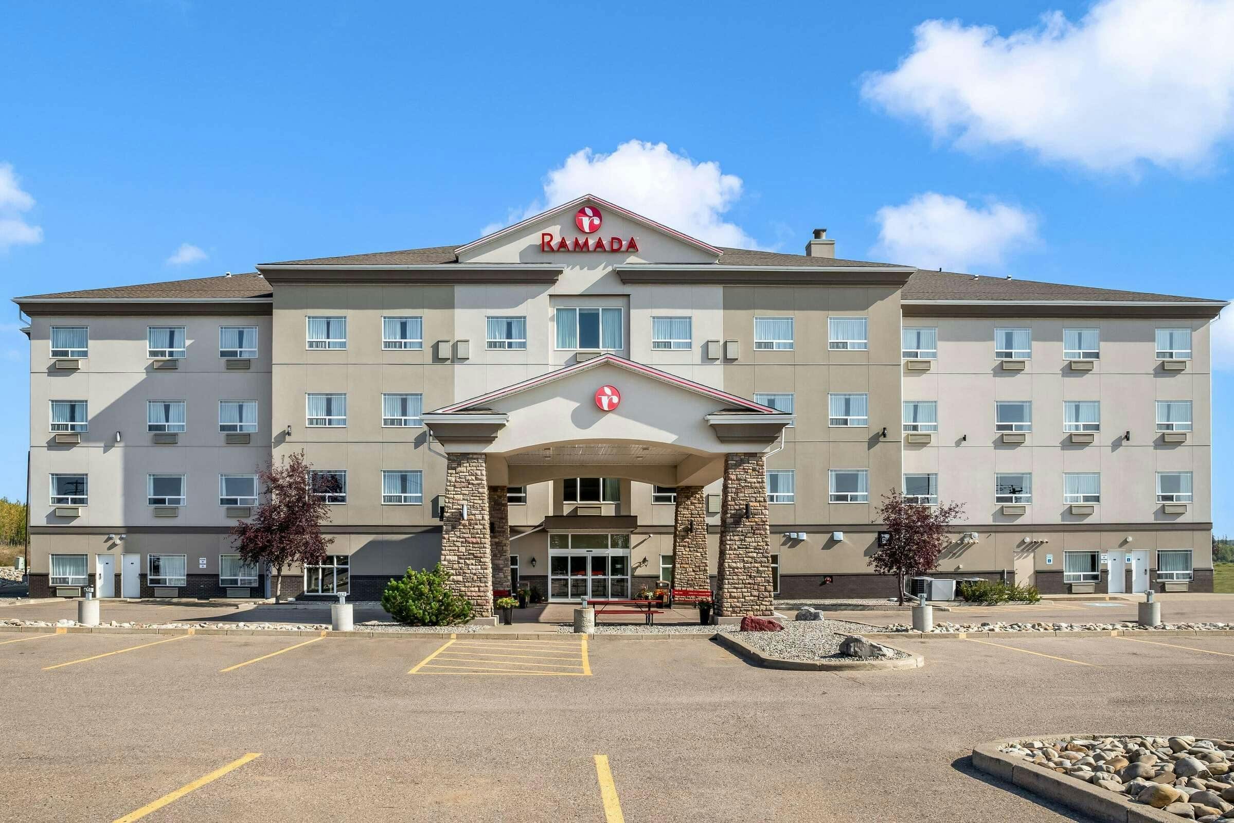 Ramada Lac La Biche