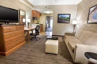 Hotel Drury Inn and Suites Flagstaff photo 4