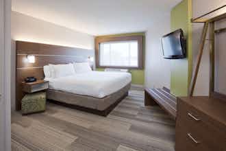 Hotel Holiday Inn Express Hotel & Suites Minneapolis Golden Valley photo 1