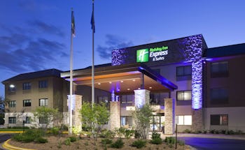 Holiday Inn Express Hotel & Suites Minneapolis Golden Valley