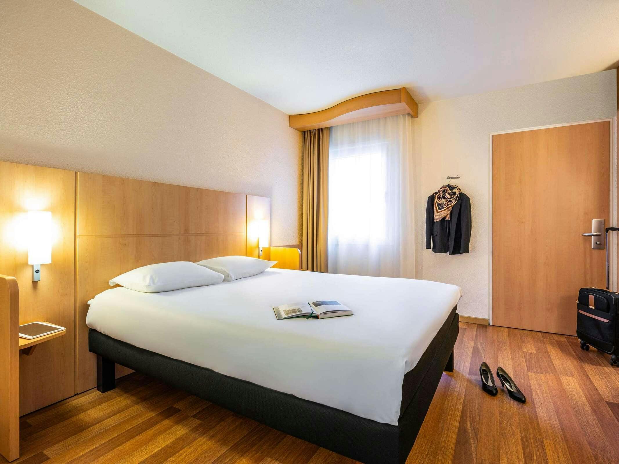 Hotel ibis Antwerpen Centrum photo 2