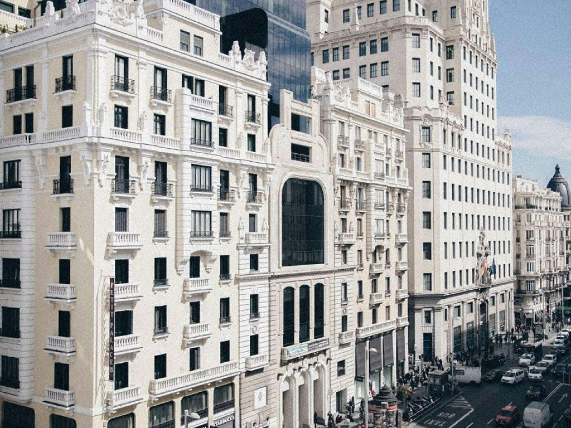 Petit Palace Triball