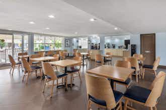 Hotel Best Western Palm Beach Lakes photo 2