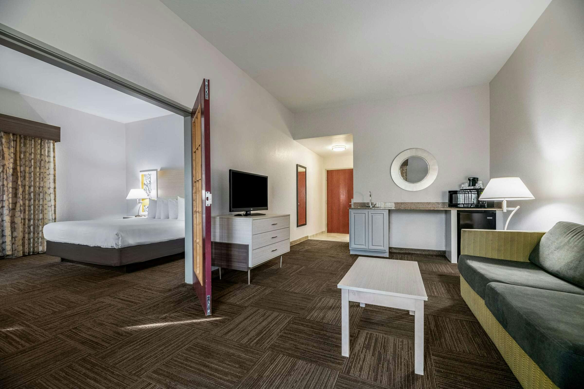 Hotel Best Western Auburndale Inn & Suites photo 5