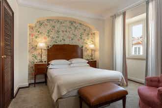 Hotel As Janelas Verdes photo 1