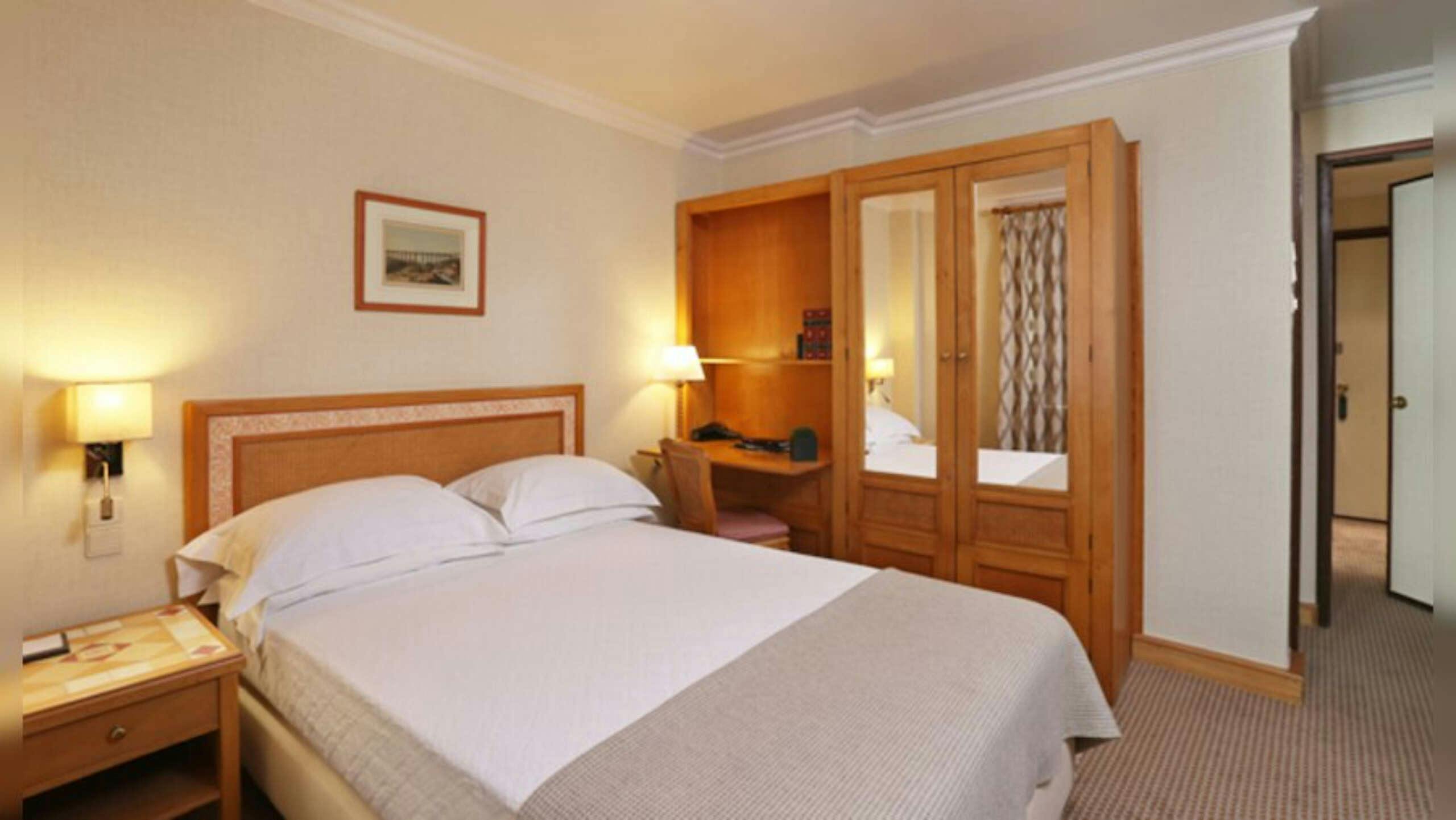 Hotel Hotel Lisboa Plaza, a Lisbon Heritage Collection photo 5
