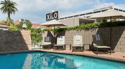 Hotel Xilo Glendale