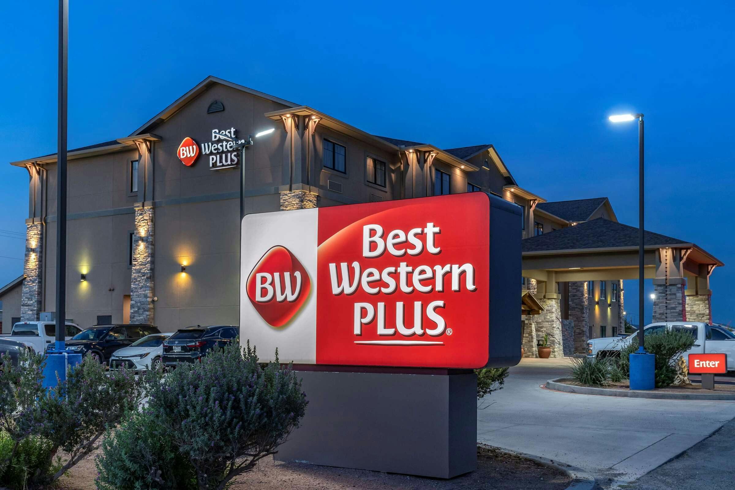 Best Western Plus Big Lake Inn