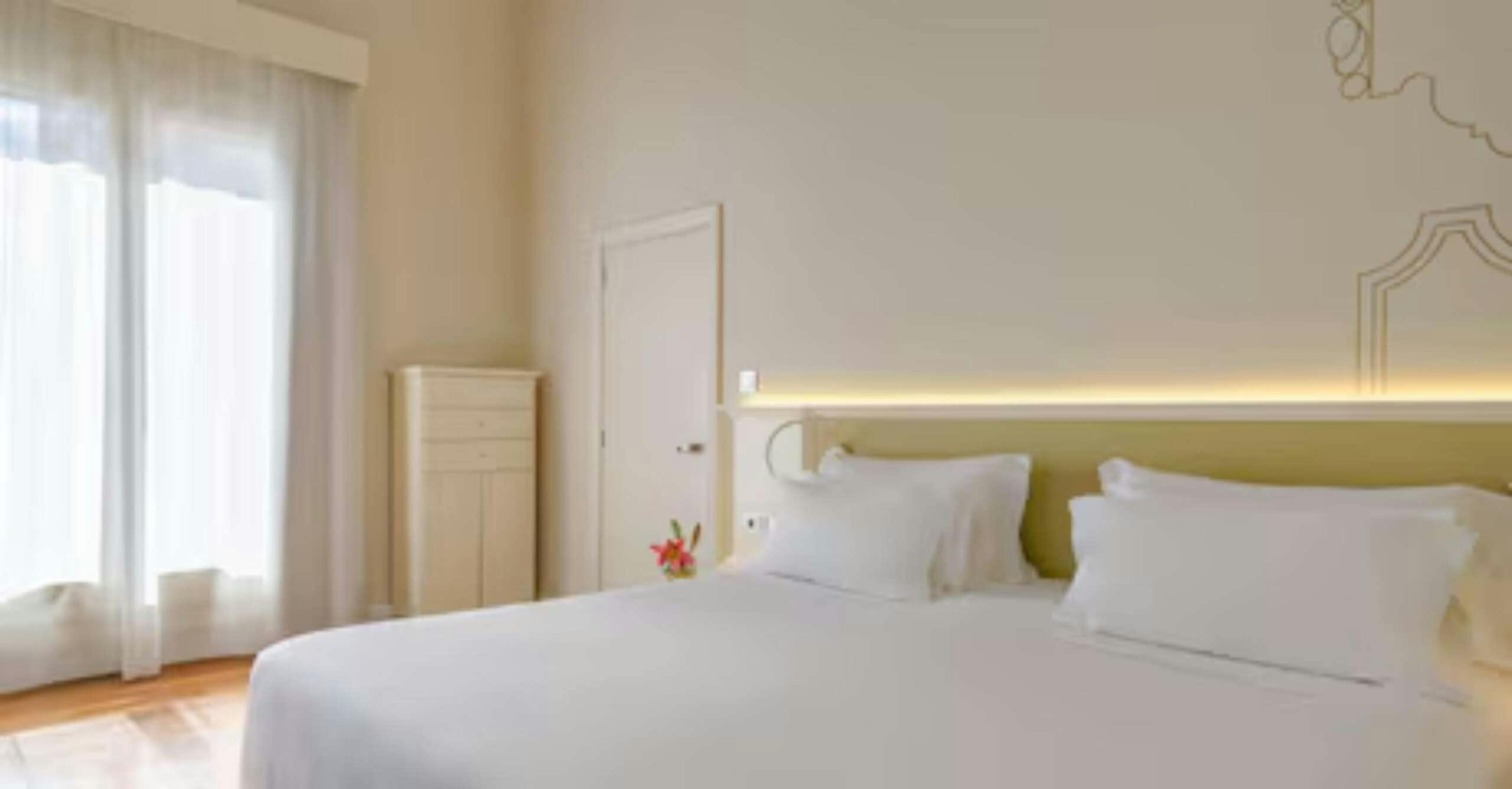 Hotel NH Collection Madrid Abascal photo 3