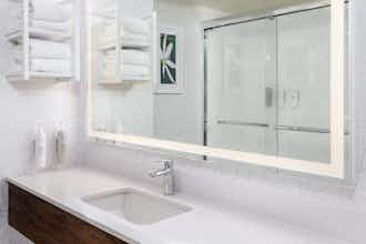 Hotel Hampton Inn Savannah-Historic District photo 3