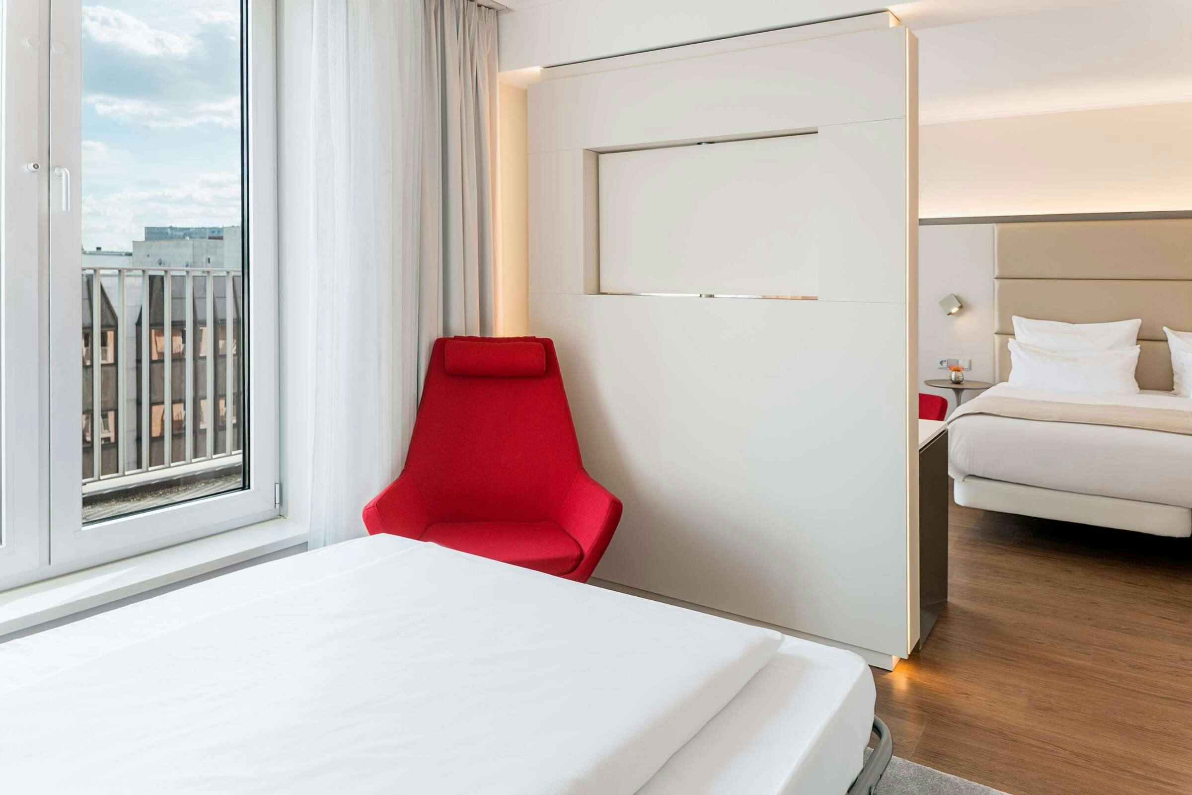 Hotel NH Collection Berlin Mitte am Checkpoint Charlie photo 4