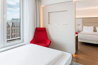 Hotel NH Collection Berlin Mitte am Checkpoint Charlie photo 4