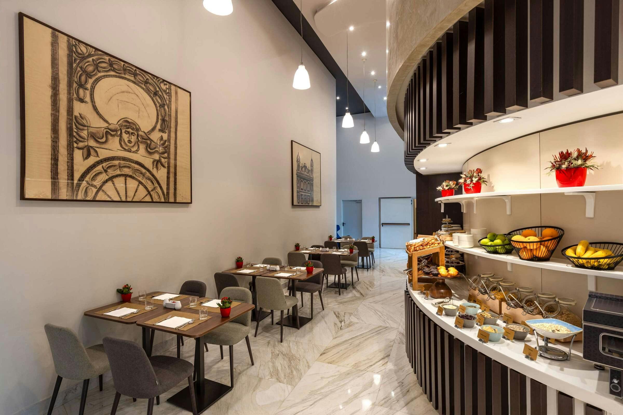 Hotel NH Collection Budapest City Center photo 3