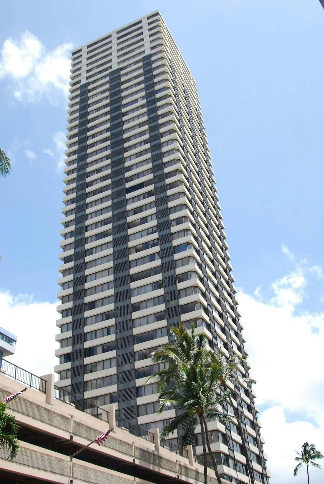 Waikiki Monarch Hotel