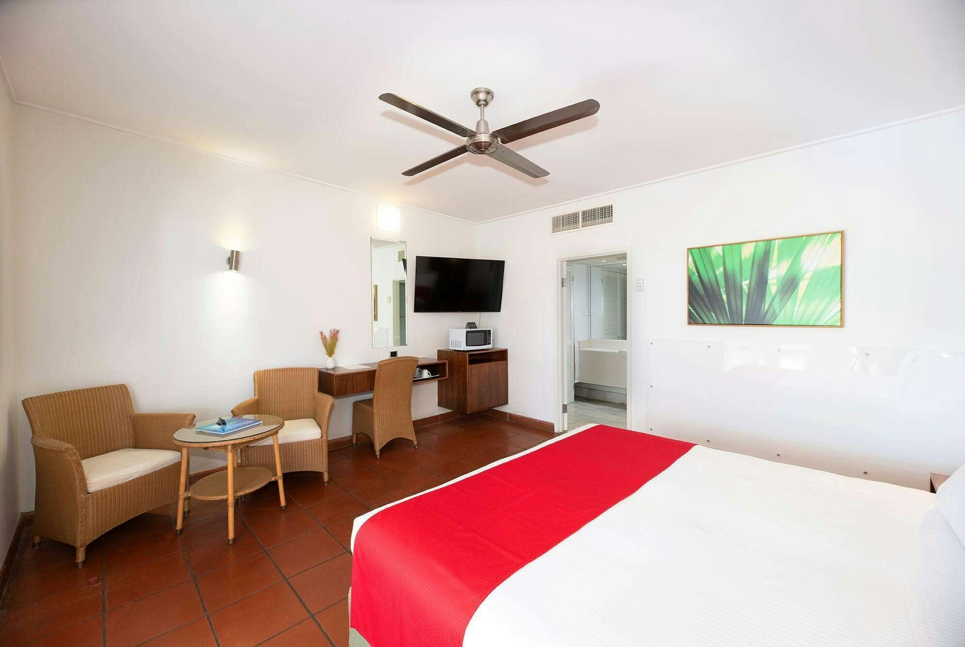 Hotel Ramada by Wyndham Cairns City Centre photo 2