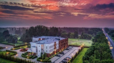 Mercure Wiazowna Brant