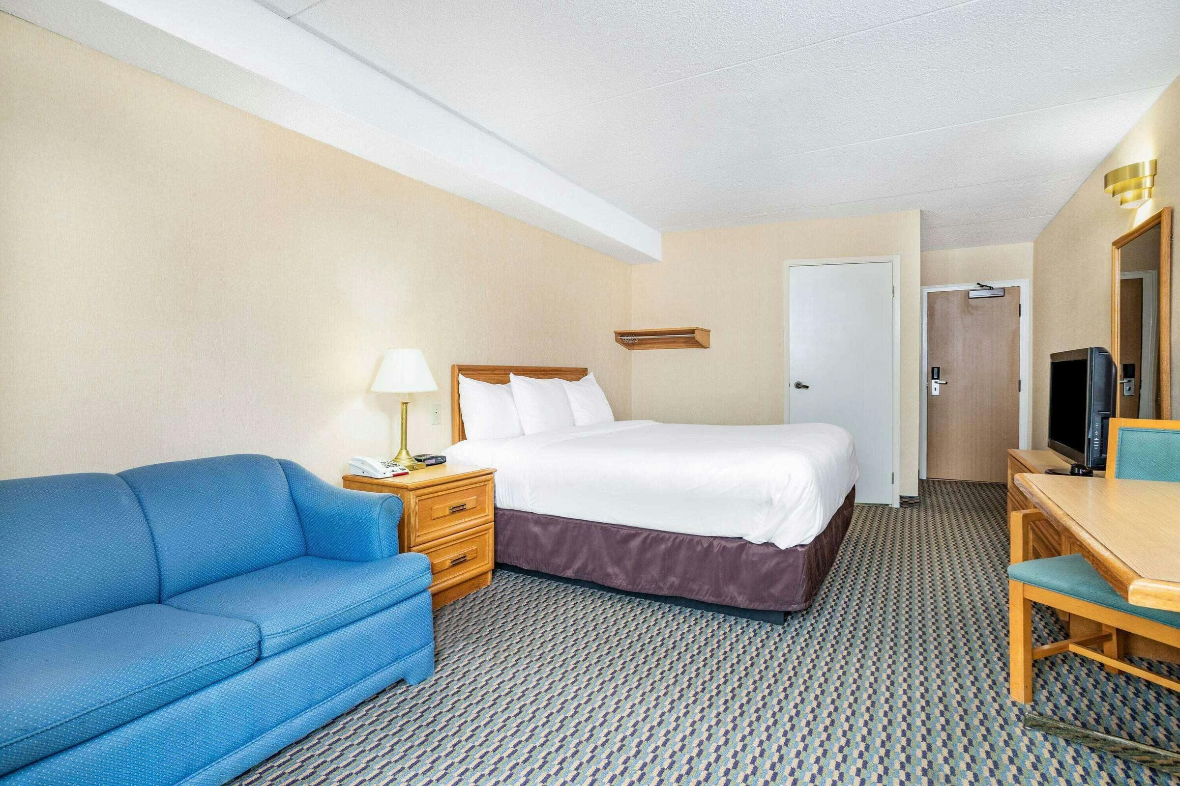 Hotel Travelodge by Wyndham Bridgewater photo 4