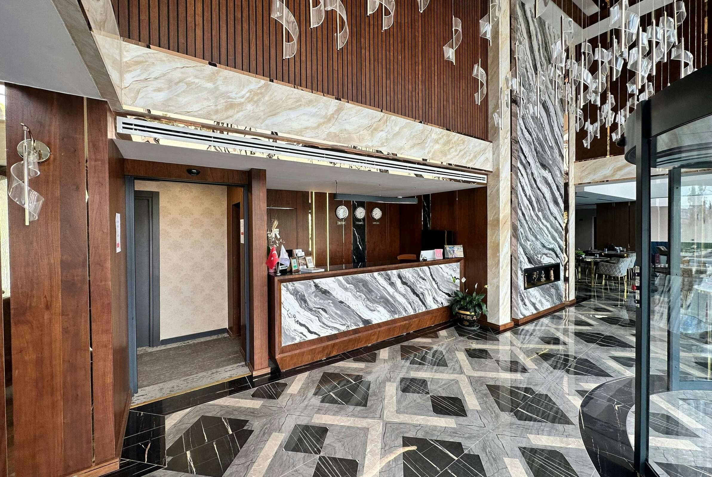 Hotel Operla Airport Hotels, Trademark Collection by Wyndham photo 4