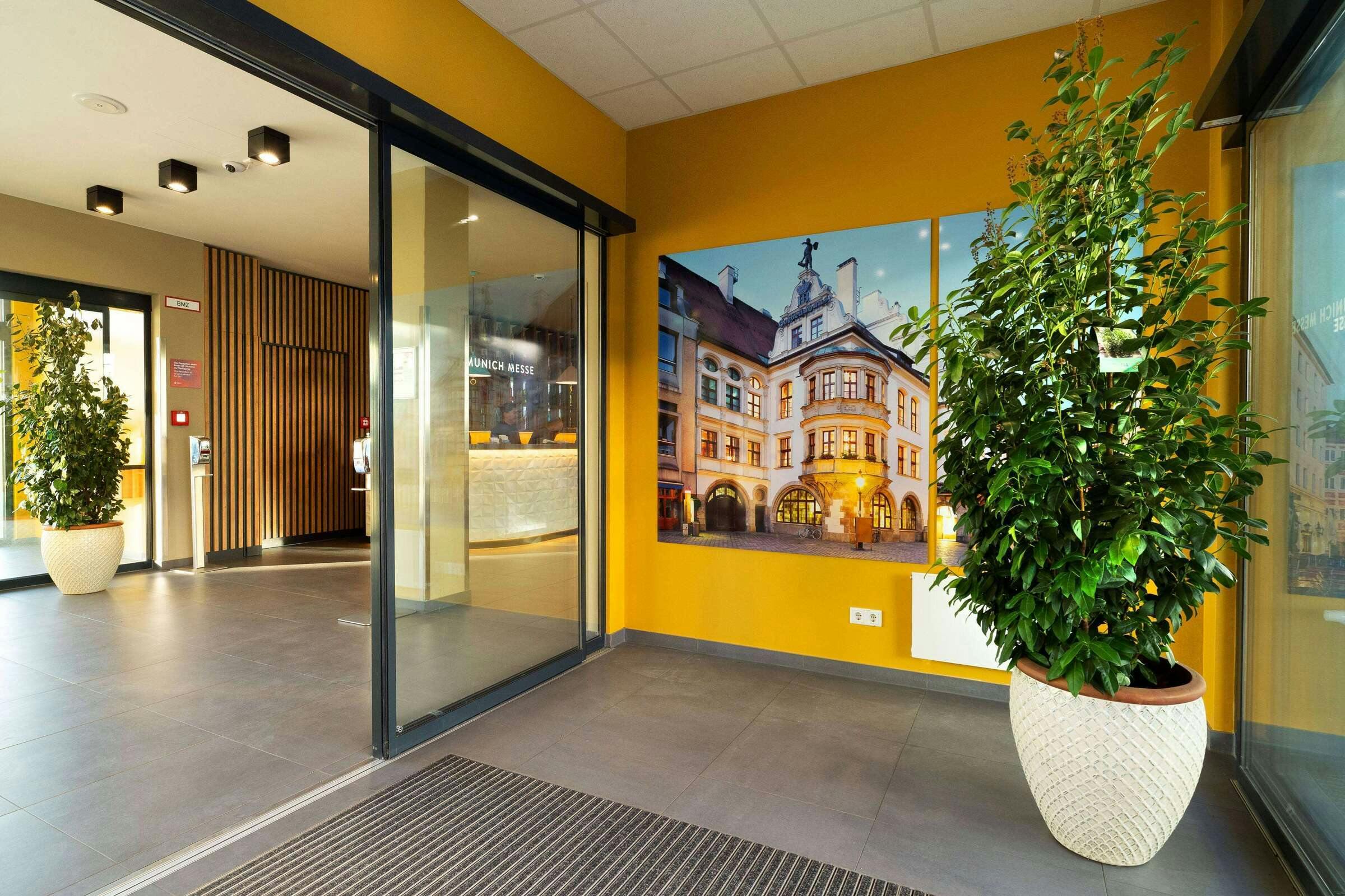 Hotel Ramada Encore by Wyndham Munich Messe photo 4