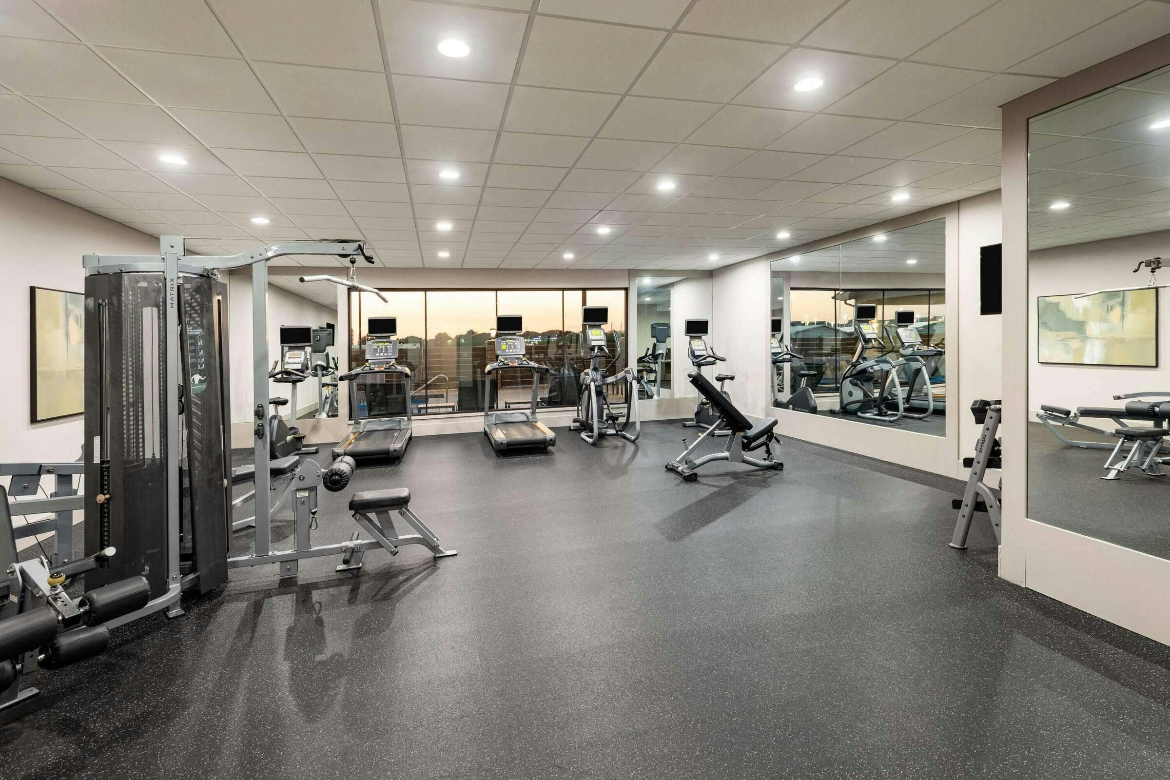 Hotel Wyndham Garden Katy Energy Cor photo 5