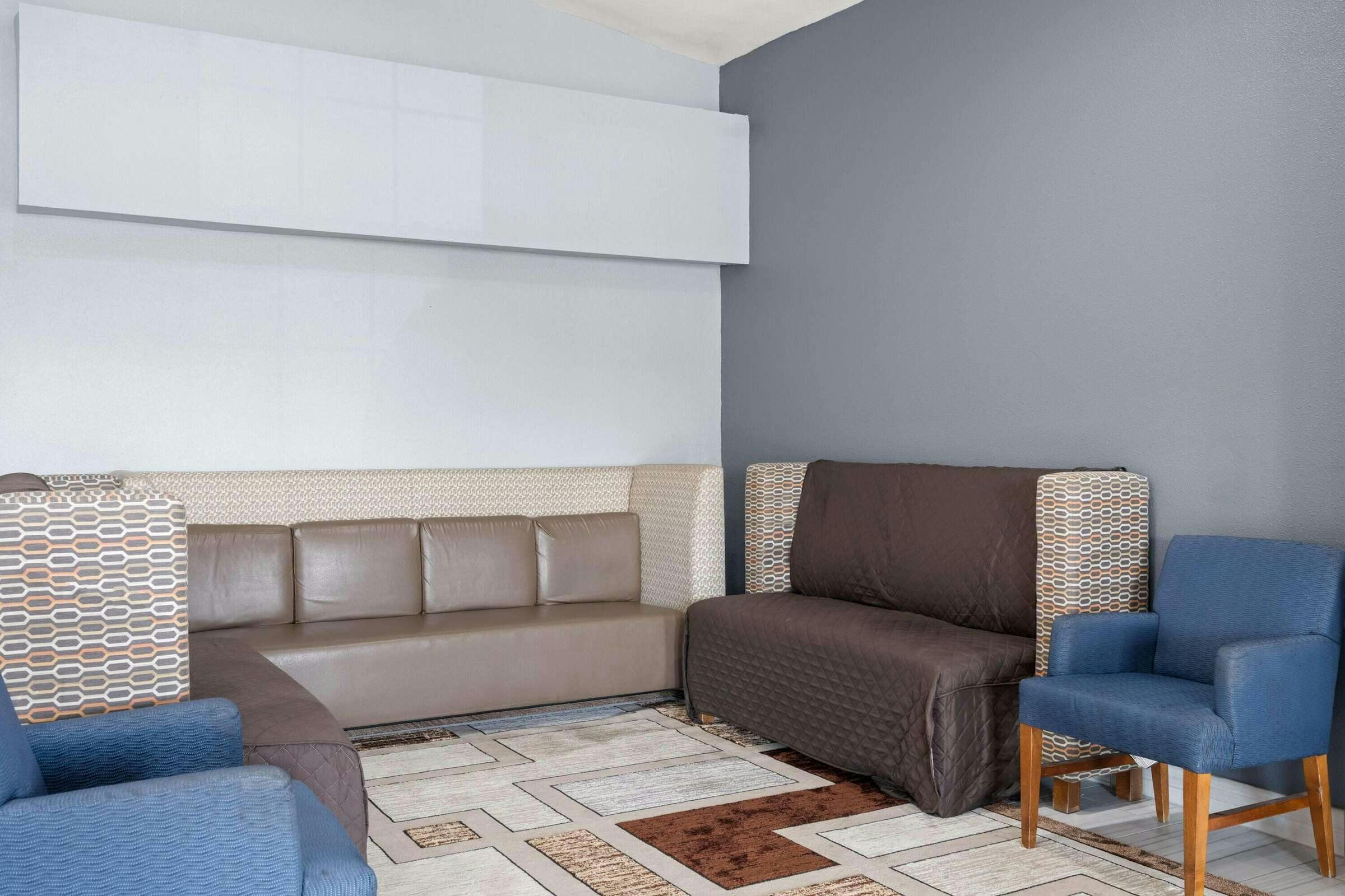 Hotel Super 8 Fort Wayne photo 3