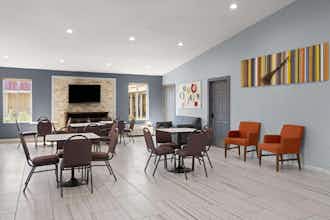 Hotel Super 8 Fort Wayne photo 4