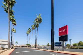 Hotel Ramada Merced photo 2