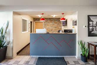 Hotel Ramada Cranbrook BC photo 5