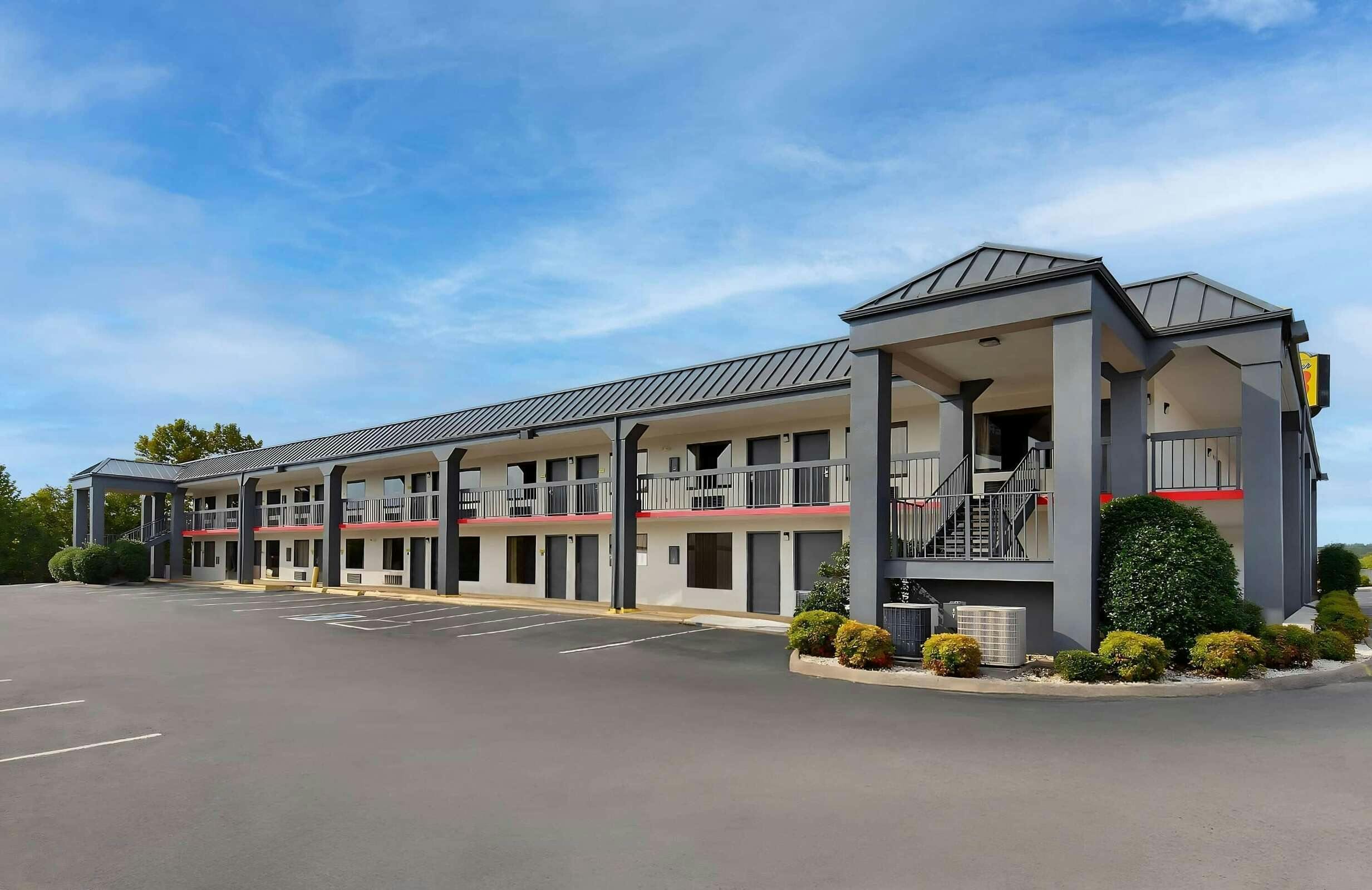 Super 8 Bulls Gap Greeneville