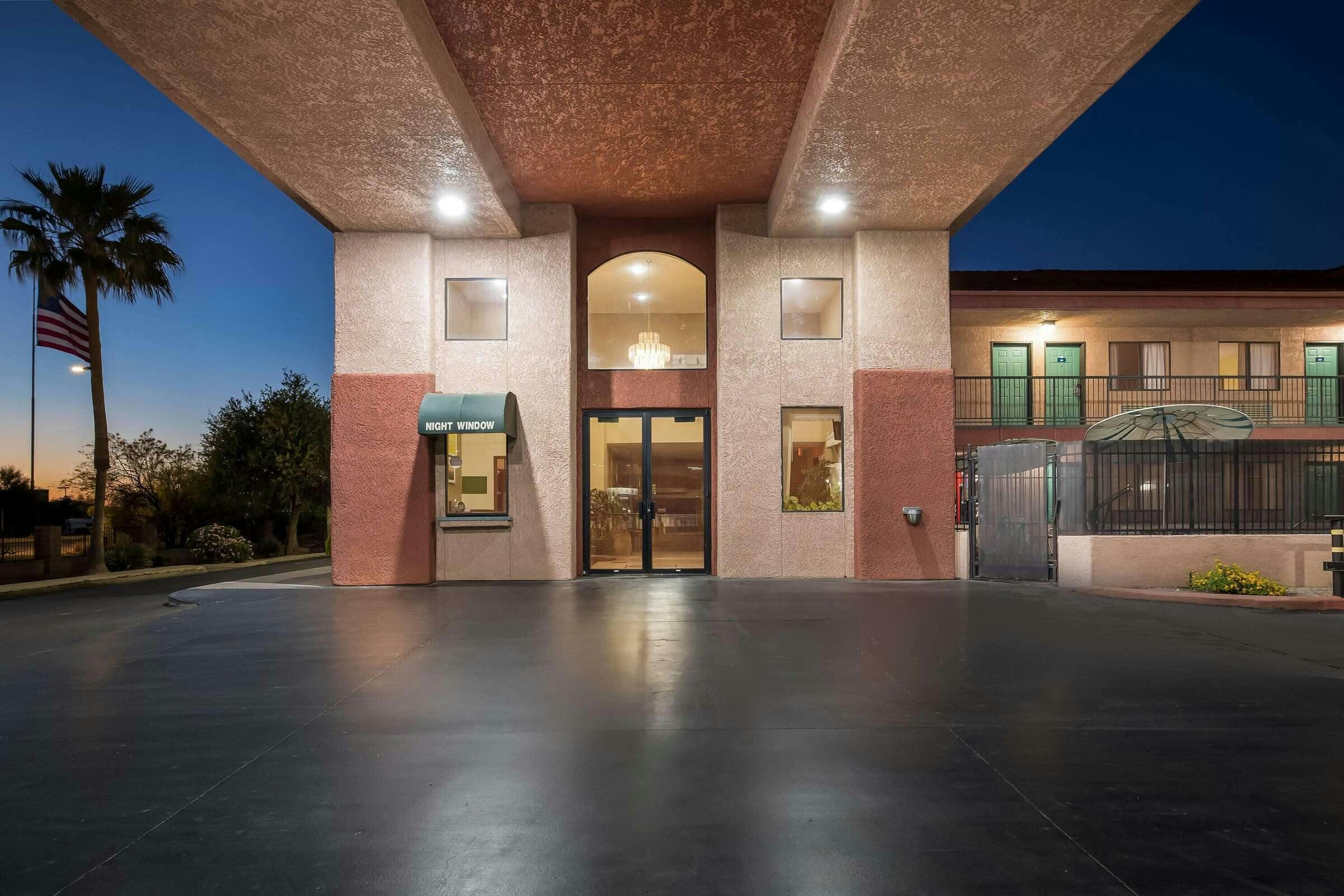 Hotel Days Inn by Wyndham Tucson Airport photo 5