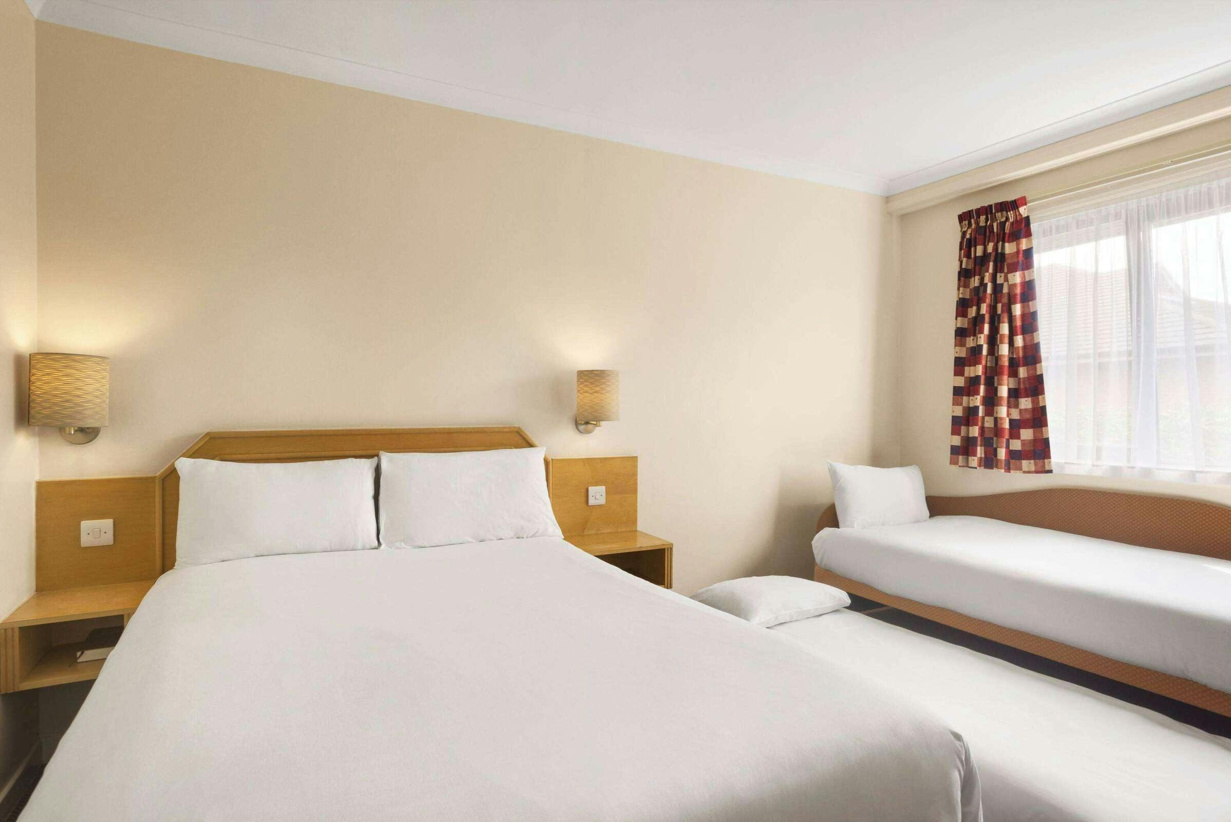 Hotel Days Inn by Wyndham Hamilton photo 5