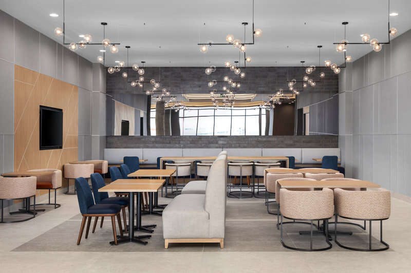 Hotel Holiday Inn Express Aéroport Montréal St Laurent photo 4