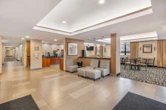 Hotel Best Western Plus Louisville Inn & Suites photo 1