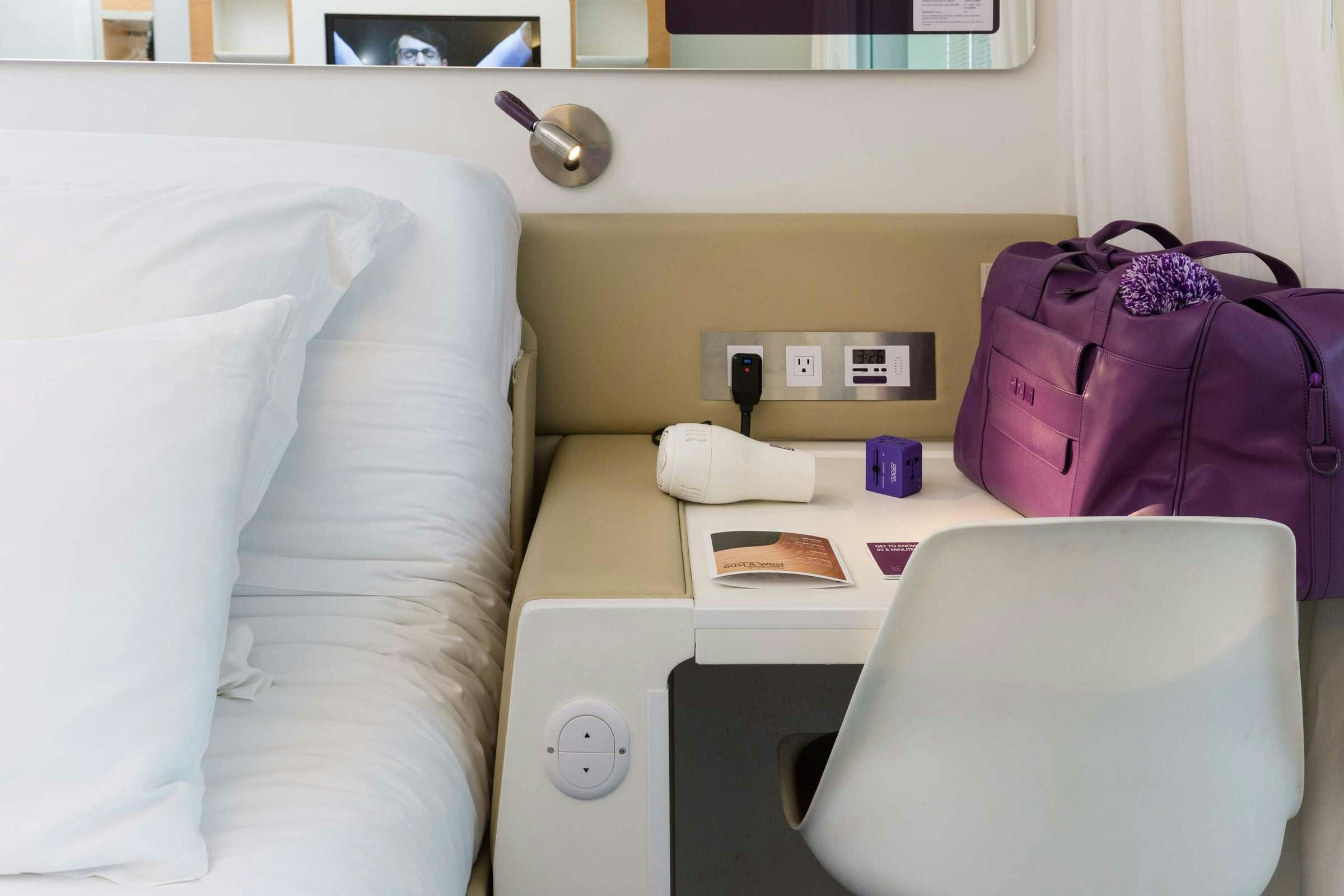 Hotel YOTEL New York Times Square photo 2