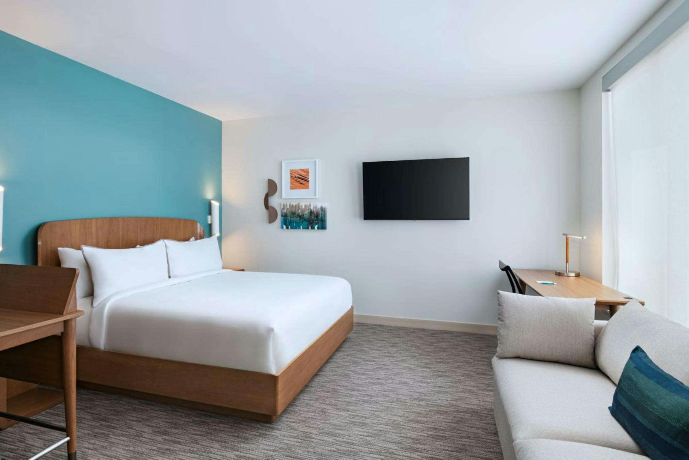 Hotel Element Las Vegas Symphony Park photo 1