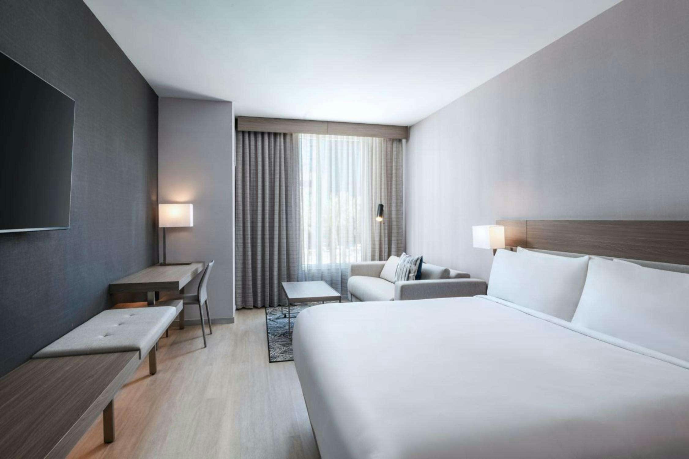 Hotel AC Hotel Symphony Park photo 1